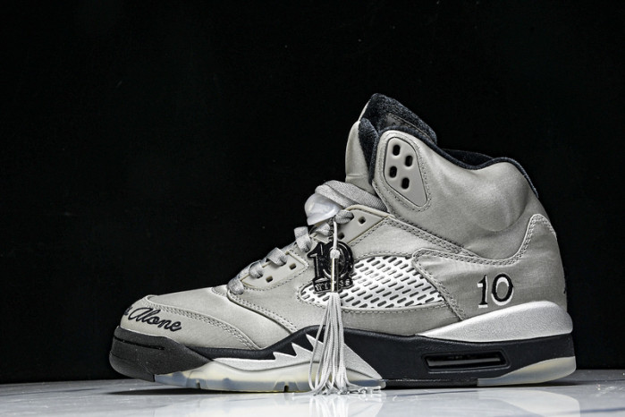 Jordan 5 Retro Wings (2025) - IO2038-001