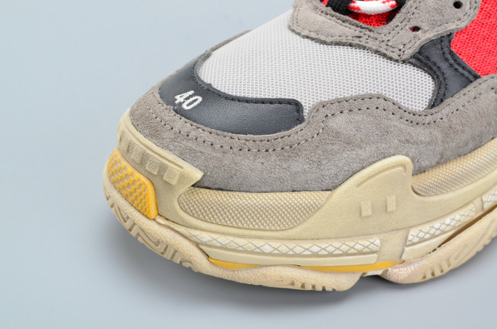 bl triple s trainer red/ blue/ yellof 490673-w06e3-4365