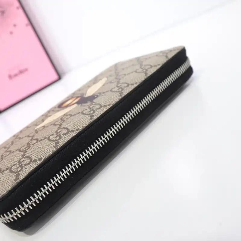 G*u*i brand handbags zip around wallet 1904g0003