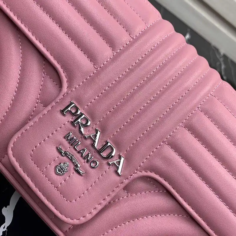 Pra*a bags 1907bp0073