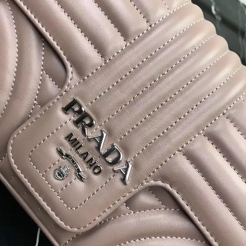 Pra*a bags 1907bp0075