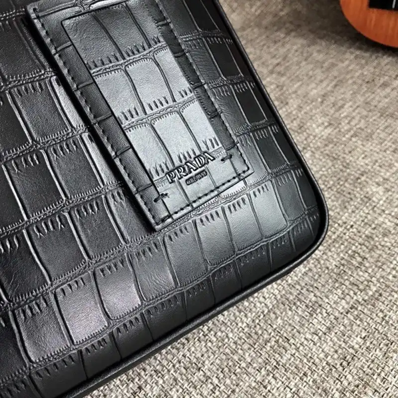 Pra*a bags 1910bb0030