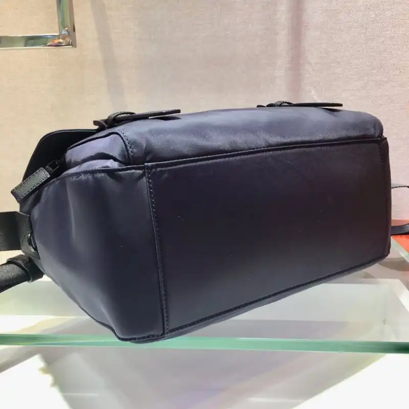 Pra*a bags 1910bb0058