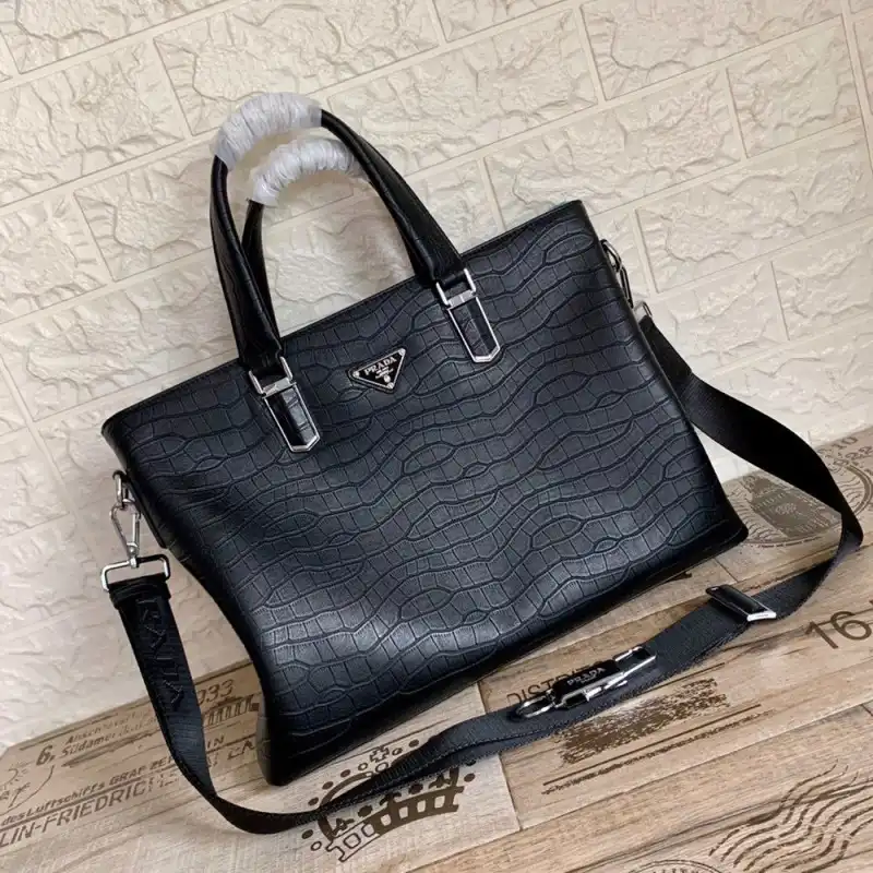 Pra*a bags 1910bb0098