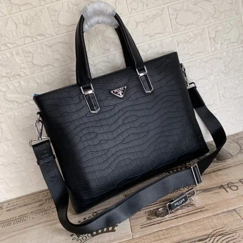 Pra*a bags 1910bb0098
