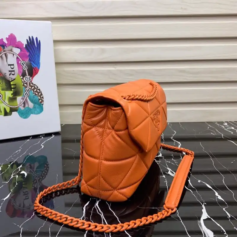 Pra*a bags 19b57b0060