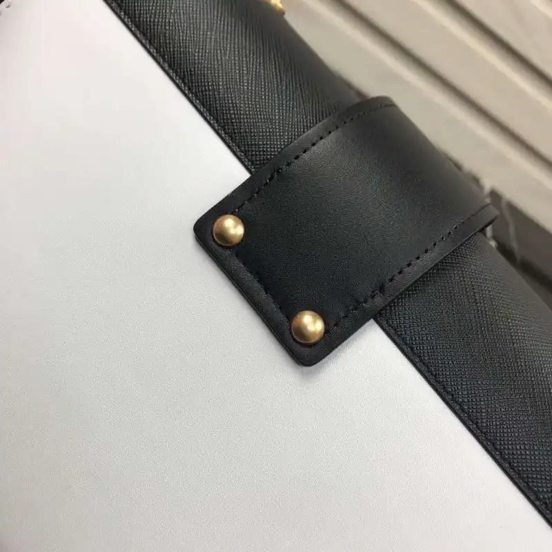 Pra*a bags 19b57b0070