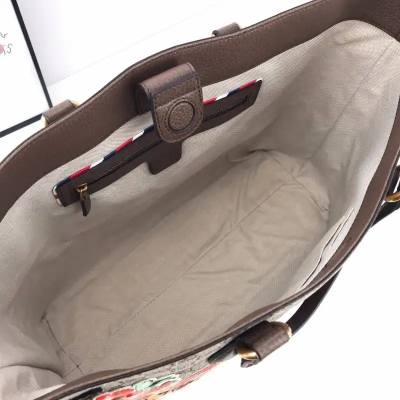 G*u*i bags 19b57g0046