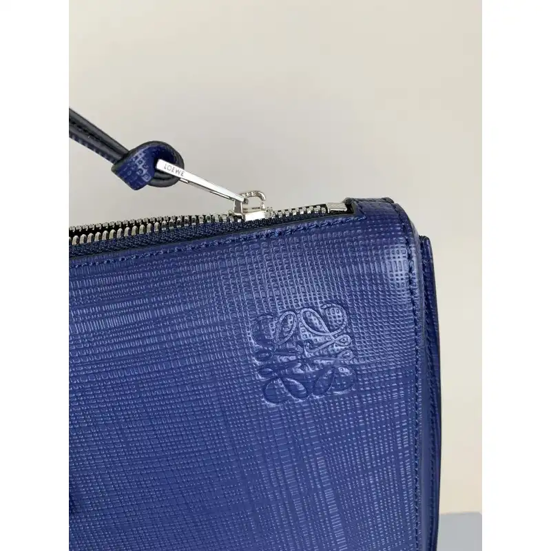 L0ew* bags 19loe0119