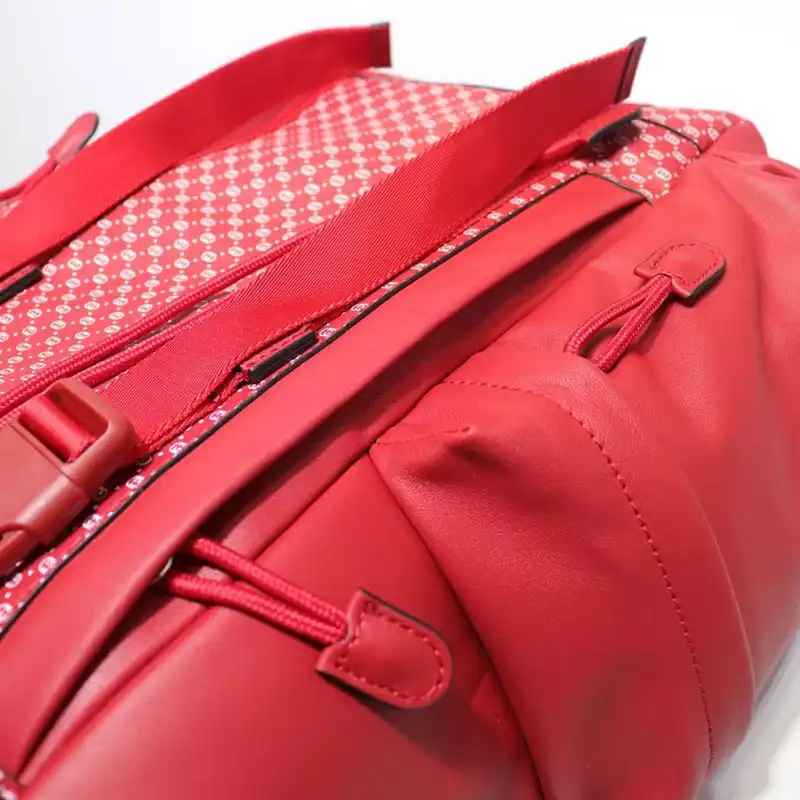 G*u*i backpack 19gm0068