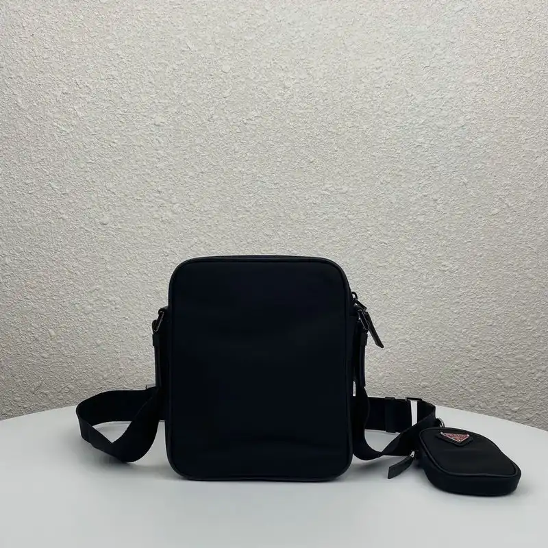 Pra*a bags 206b570121