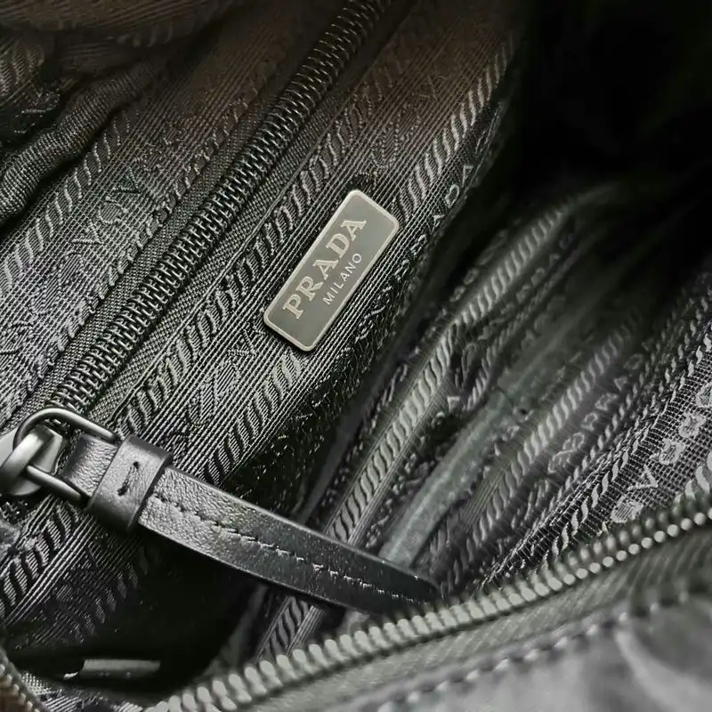 Pra*a bags 20b570071