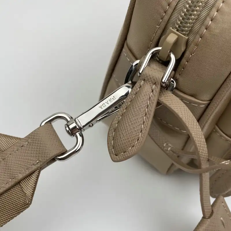 Pra*a bags 2101sh0034