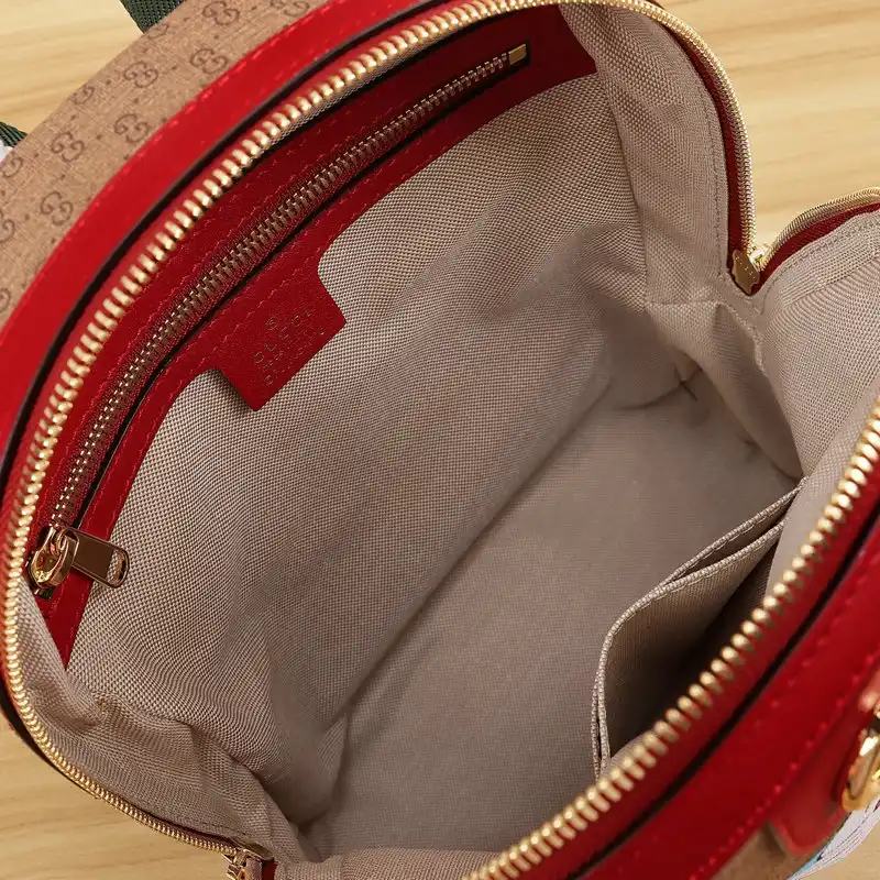 G*u*i bags 2104dj0075