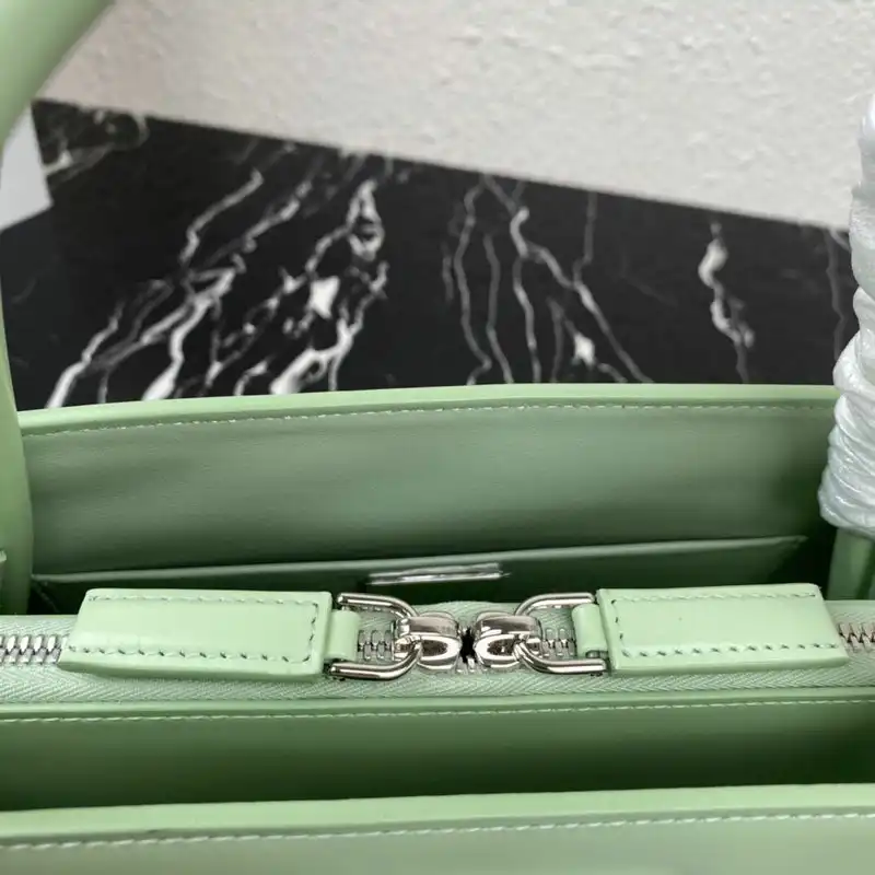 Pra*a bags 2106dj0023