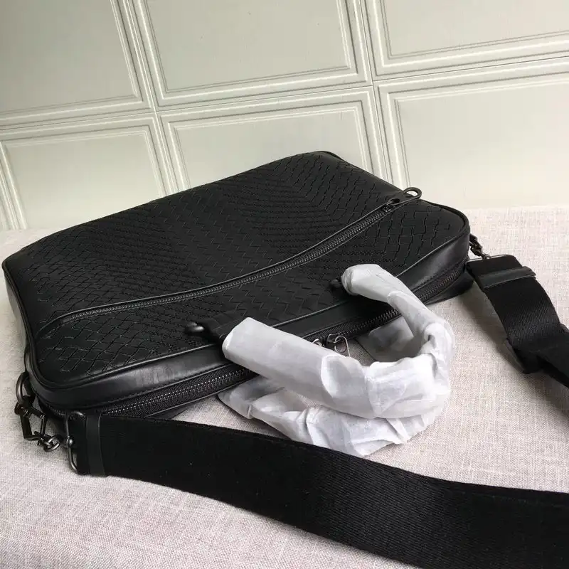 b0tt*ga Ven*ta bag 2108sf0215