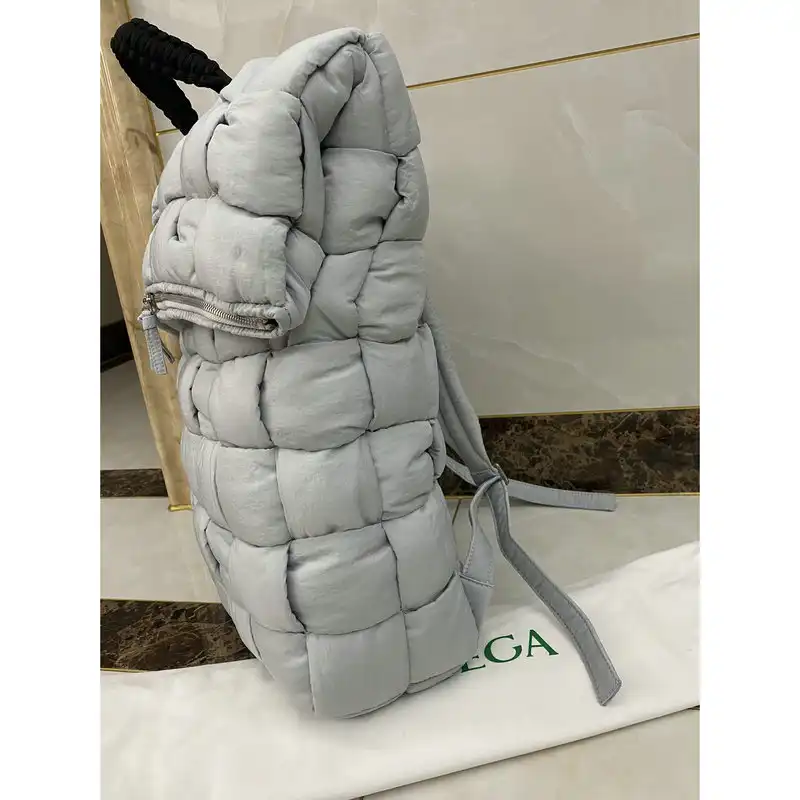 b0tt*ga Ven*ta bag 2108sf0304