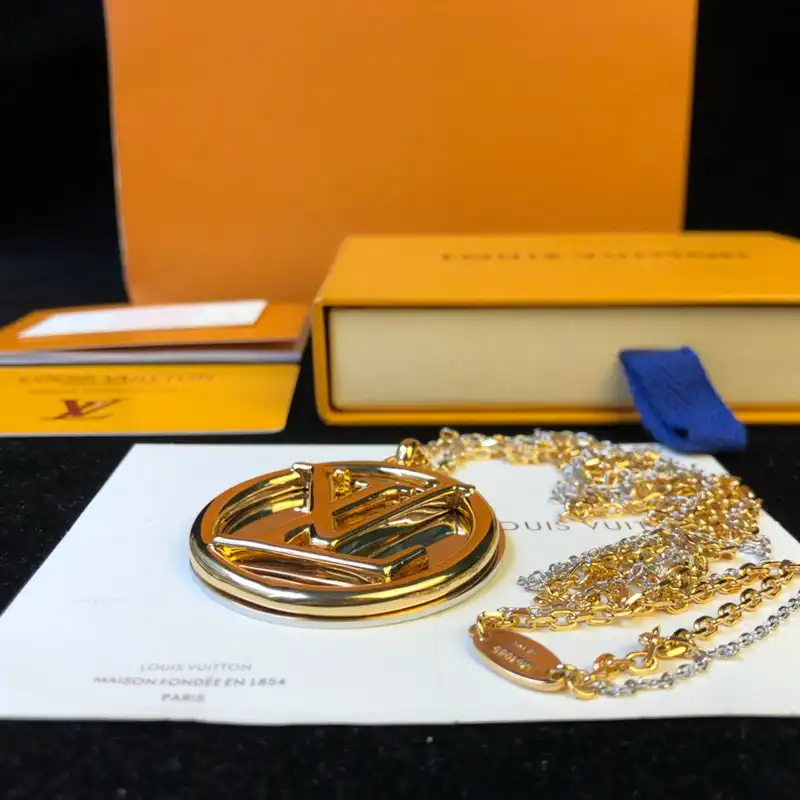 ORNAMENTS Ornament 2108WH0068