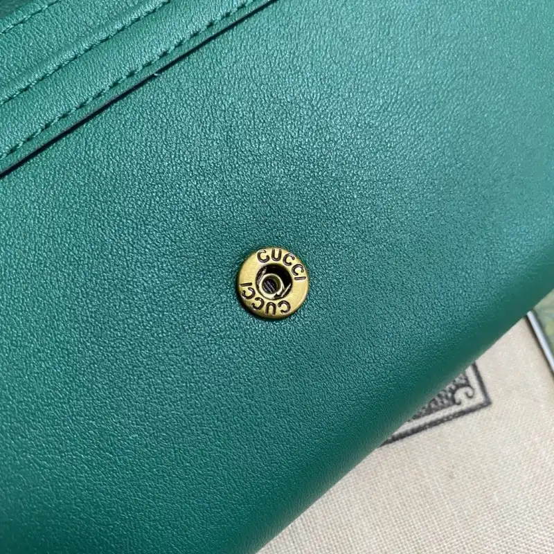 G*u*i s bags 2108ya0059