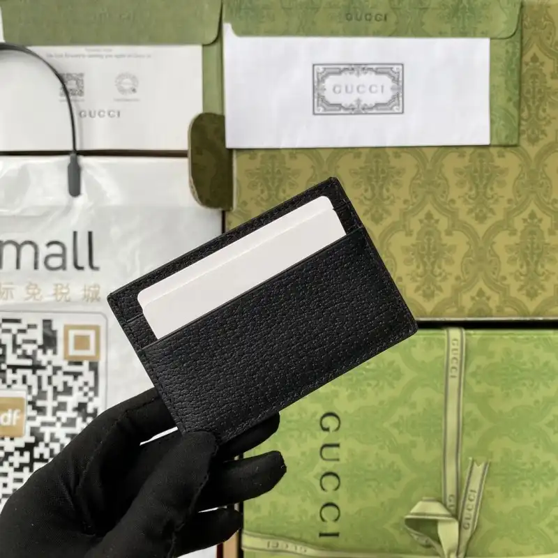 G*u*i s bags 2108ya0094