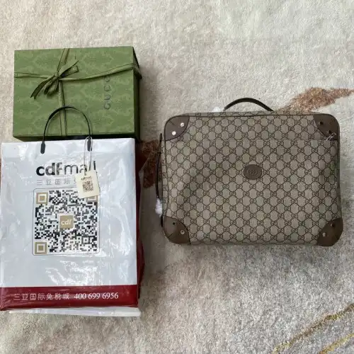 G*u*i bag 2109ya0105