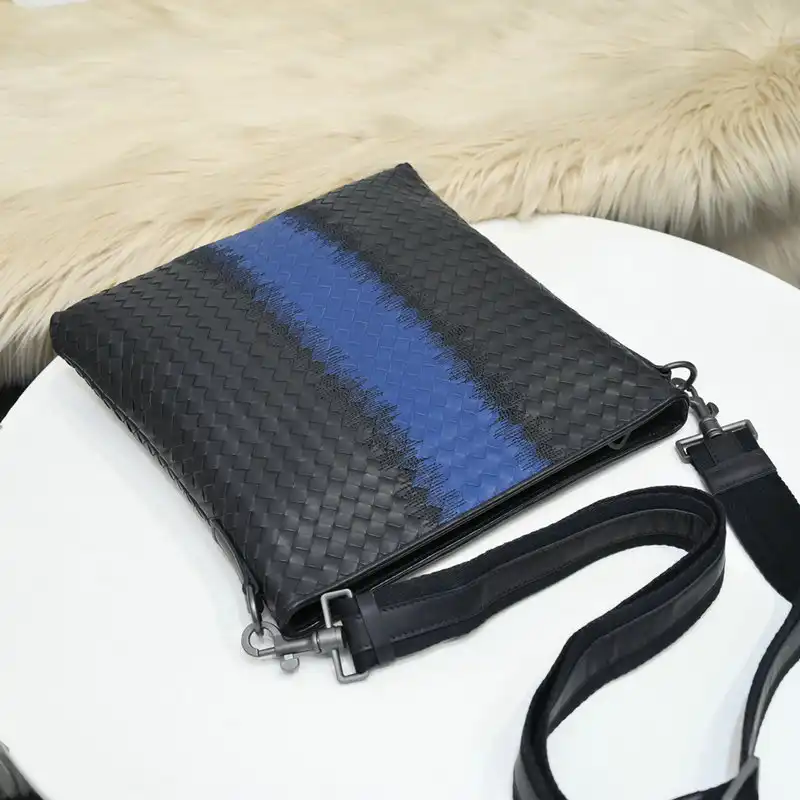 b0tt*ga Ven*ta s bags 2110yz0004