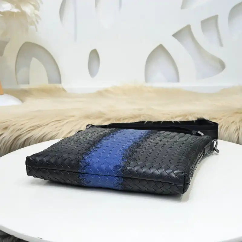 b0tt*ga Ven*ta s bags 2110yz0004