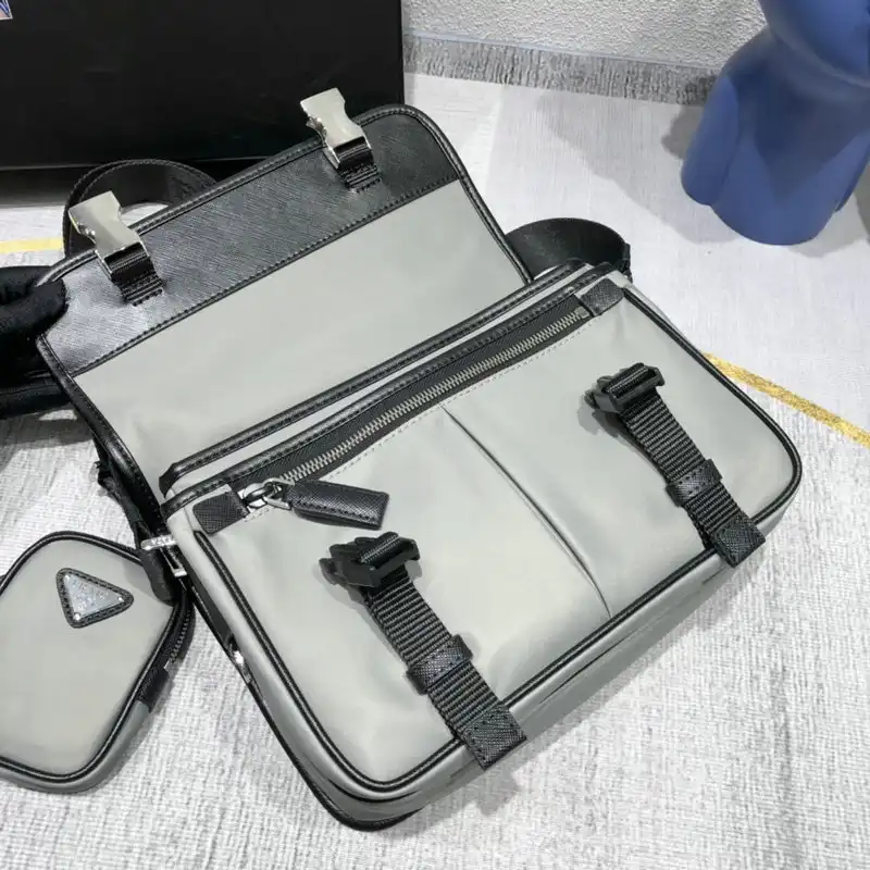 Pra*a s bags 2110yz0020