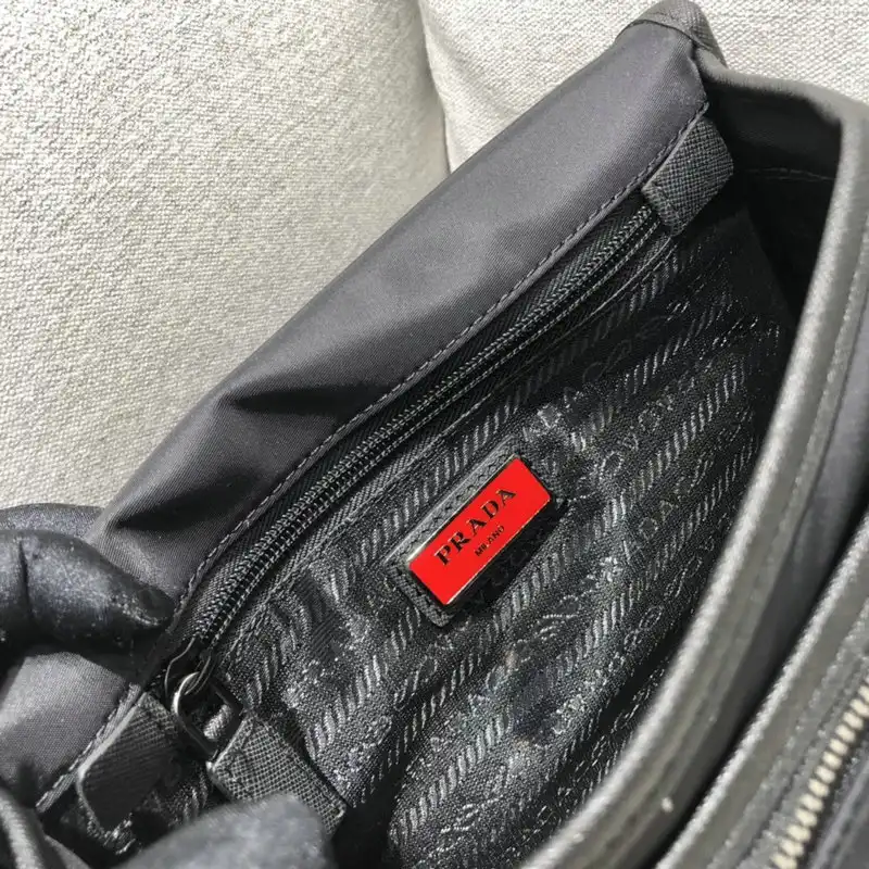 Pra*a s bags 2110yz0027