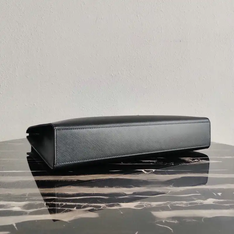 Pra*a s bags 2110yz0053