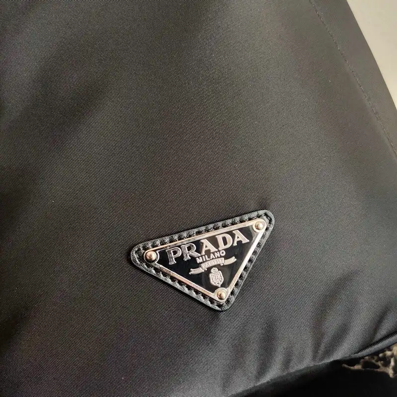 Pra*a s bags 2110yz0056