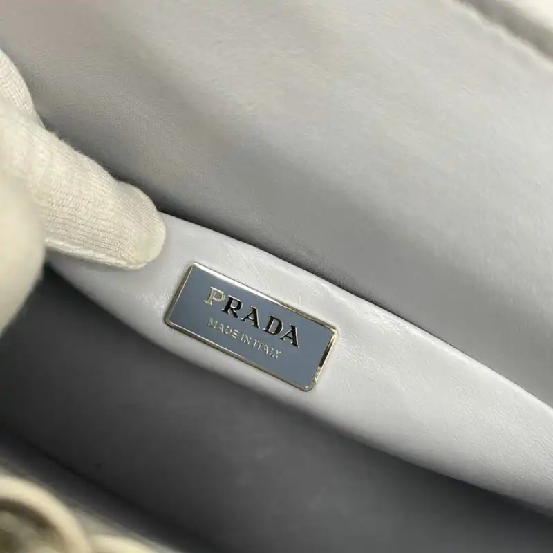 Pra*a bags 2111fy0030