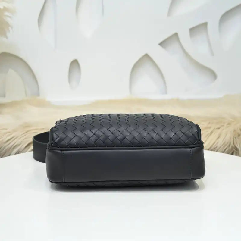 b0tt*ga Ven*ta bags 2111yz0084