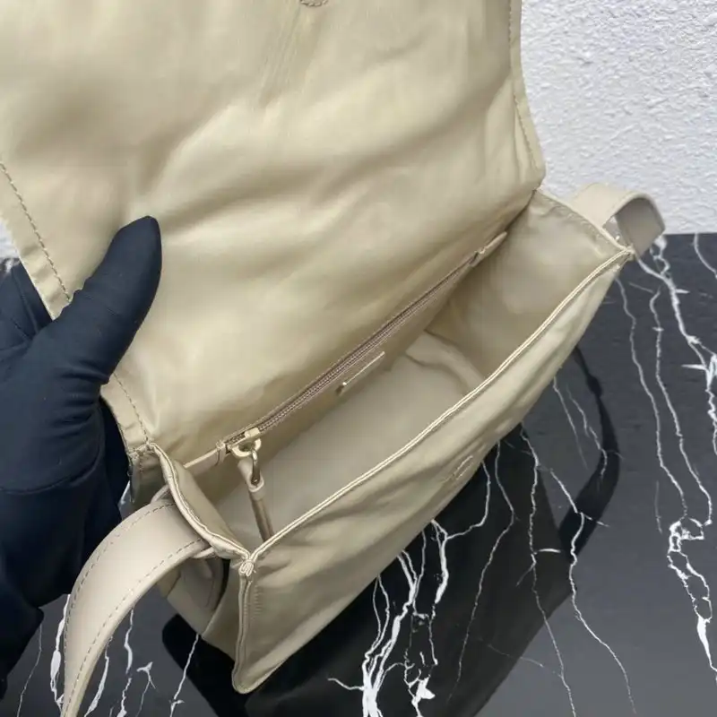 Pra*a bags 2112dj0095