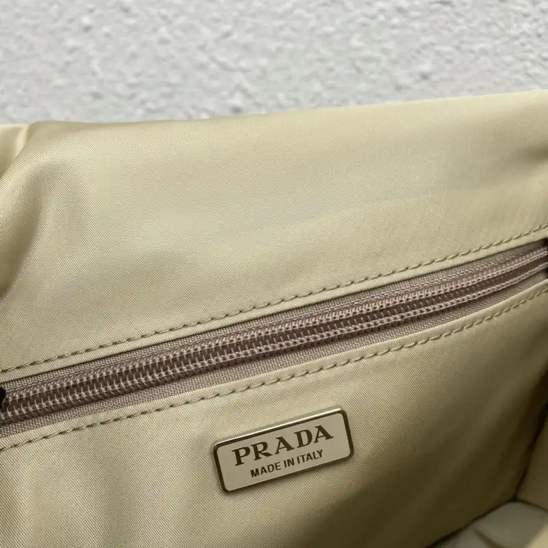 Pra*a bags 2112dj0095