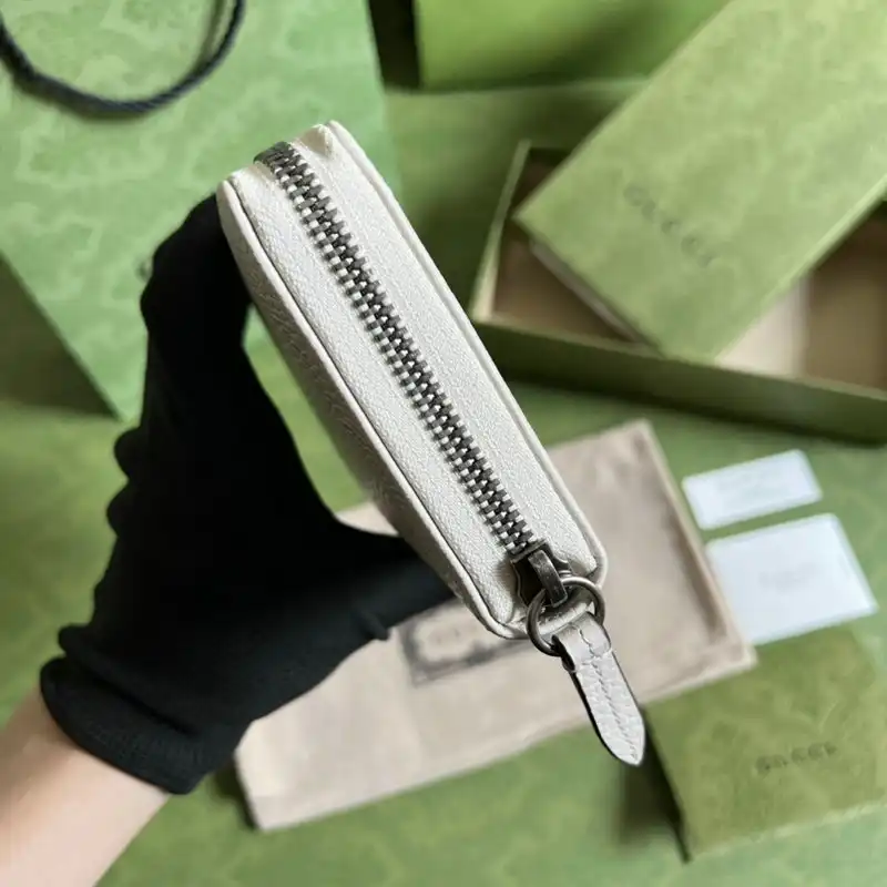 G*u*i bag 2112ya0004