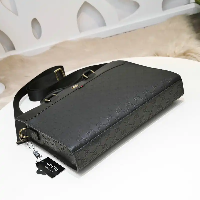 G*u*i bag 2112yz0080