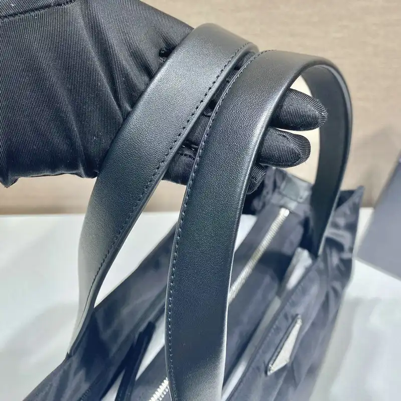 Pra*a bag 2112yz0093