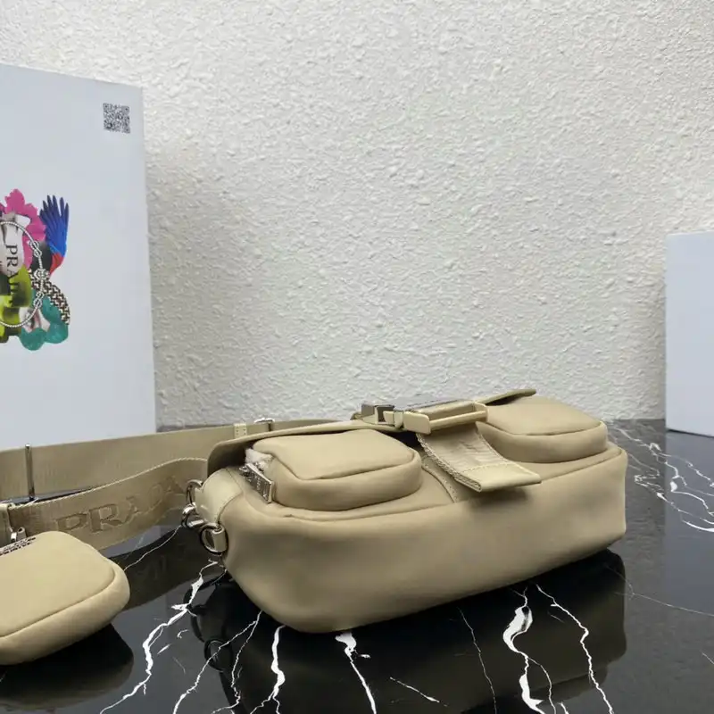 Pra*a bag 2201dj0010