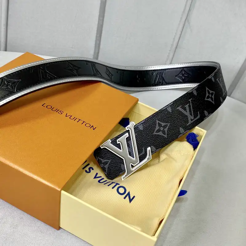LV Belts 2201XA0052