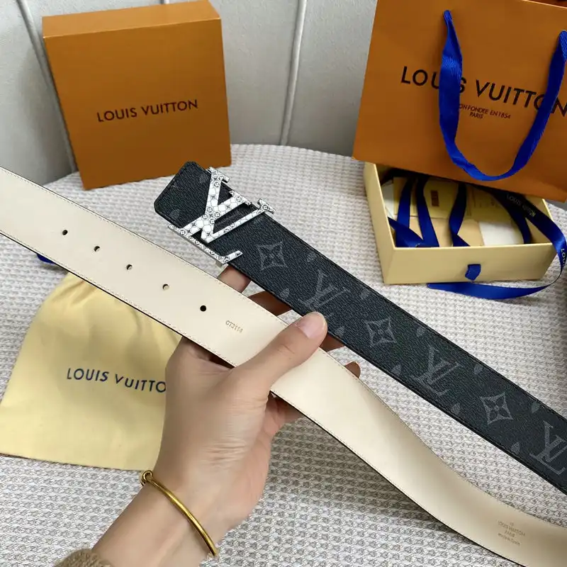LV Belts 2201XA0252