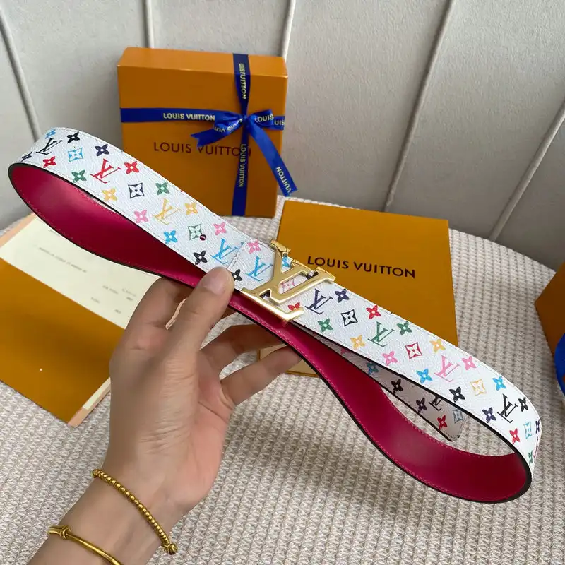 LV Belts 2204XA0078