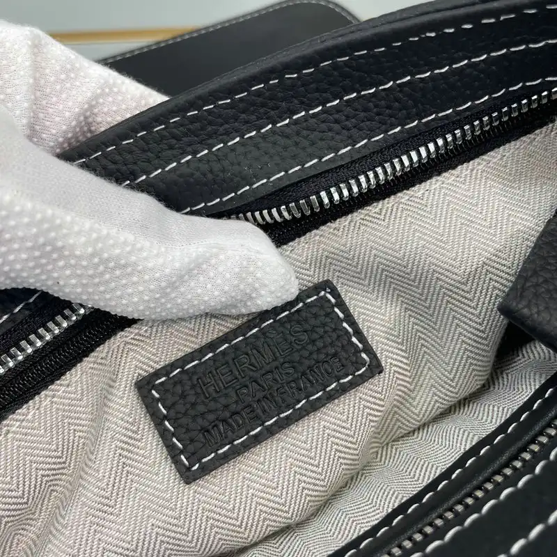 H**me5 bag 2204yz0036