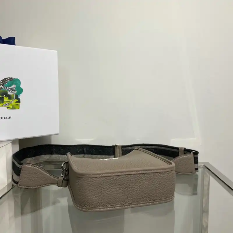 Pra*a bag 2205ya0047