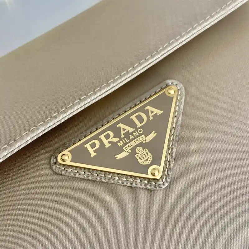 Pra*a bag 2206ya0056