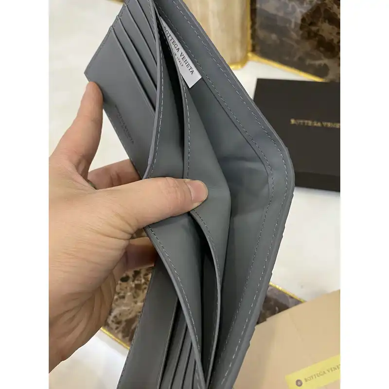 b0tt*ga Ven*ta bag 2209sf0001