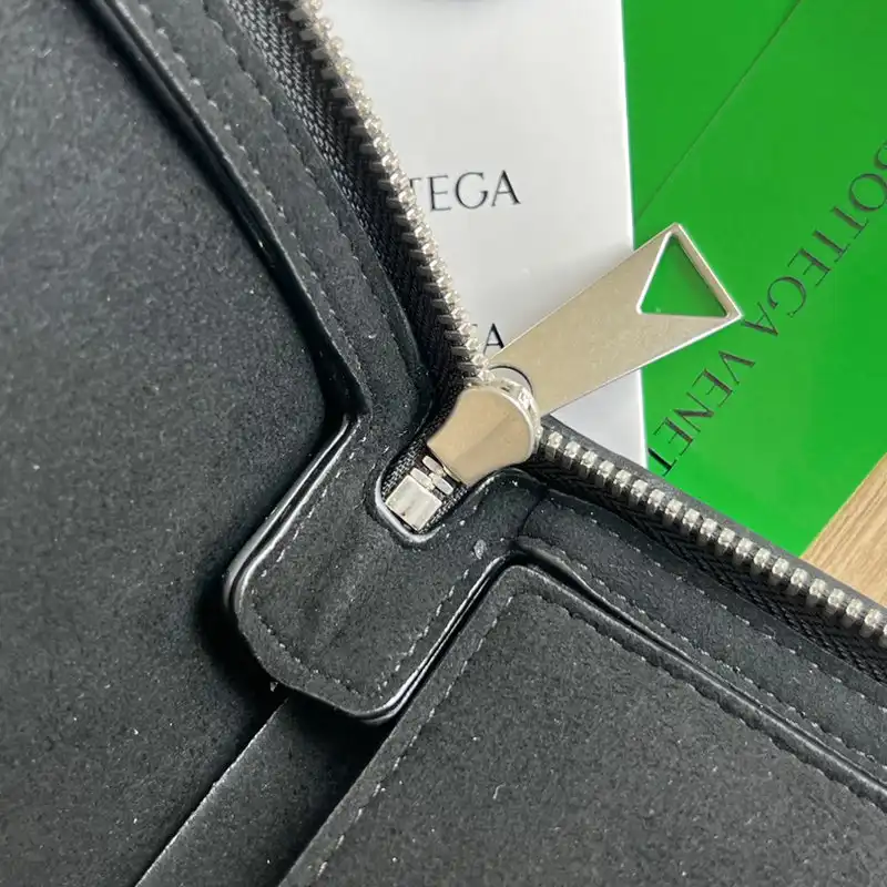 b0tt*ga Ven*ta bag 2209sf0028