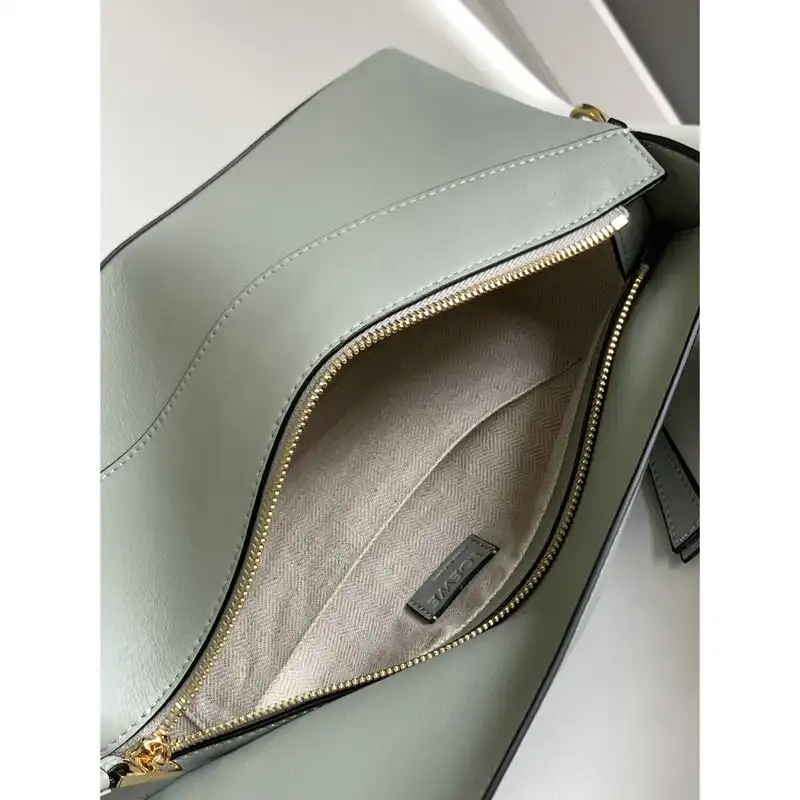 L0ew* bag 2209sw0005