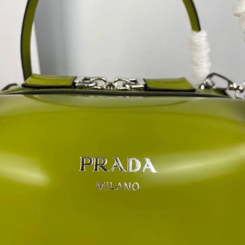 Pra*a bag 2210ya0119