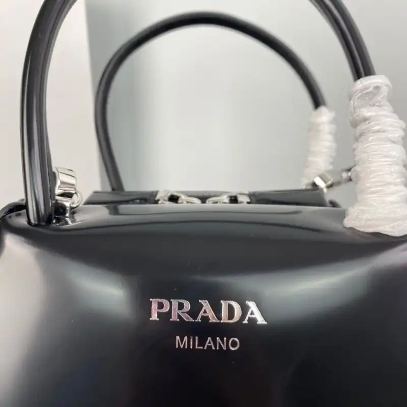 Pra*a bag 2210ya0124